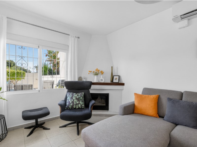 For sale - 3 Bedroom 2 Bathroom Villa in Torrevieja - Costa Blanca  - Alicante