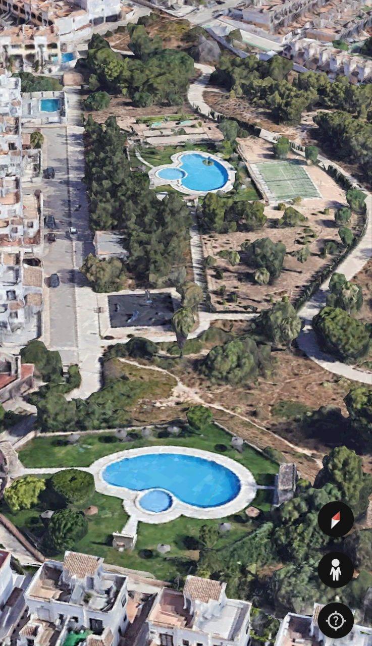 For sale - 6 Bedroom 2 Bathroom Town House in Orihuela Costa - Los Almendros-la Florida  - Alicante