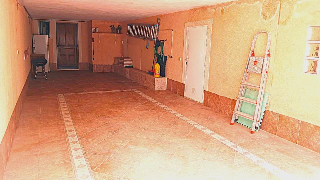 For sale - 6 Bedroom 2 Bathroom Town House in Orihuela Costa - Los Almendros-la Florida  - Alicante