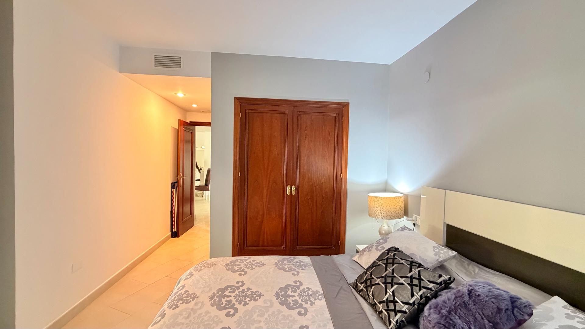 For sale - 3 Bedroom 2 Bathroom Apartment in Torrevieja - Aldea Del Mar  - Alicante