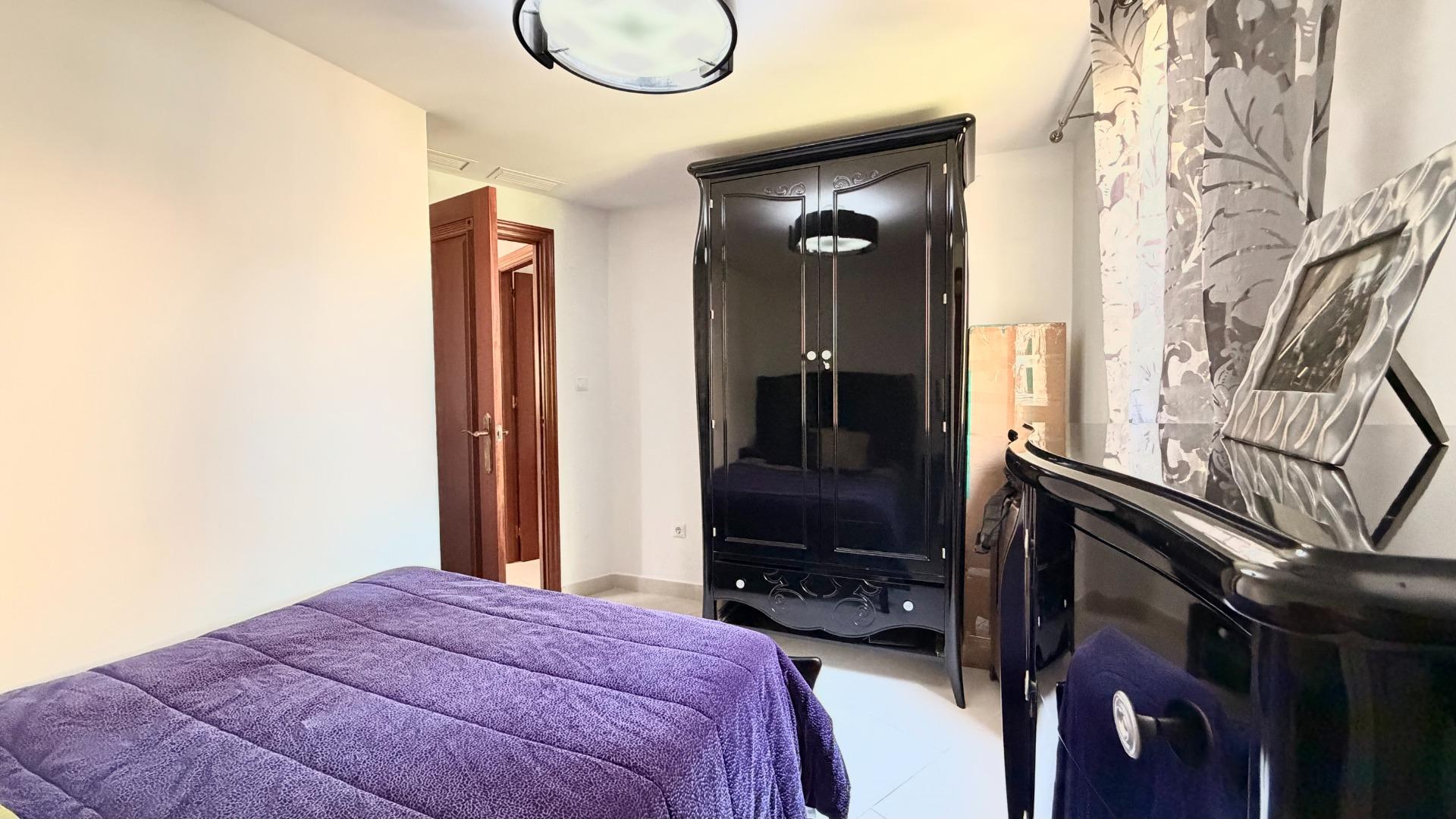 For sale - 3 Bedroom 2 Bathroom Apartment in Torrevieja - Aldea Del Mar  - Alicante