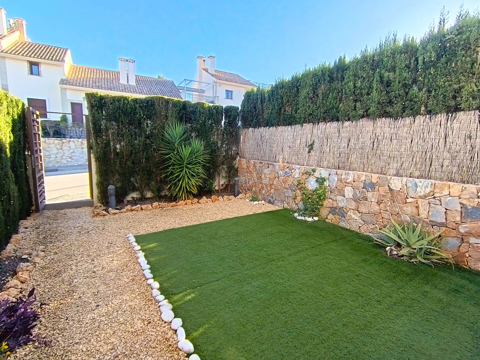 For sale - 2 Bedroom 2 Bathroom Apartment in Algorfa - Inland  - Alicante