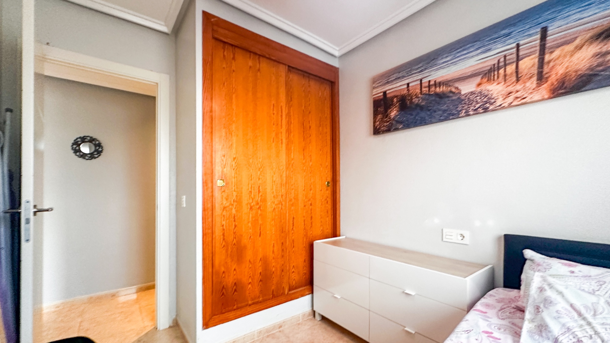 For sale - 3 Bedroom 2 Bathroom Apartment in Torrevieja - Costa Blanca  - Alicante