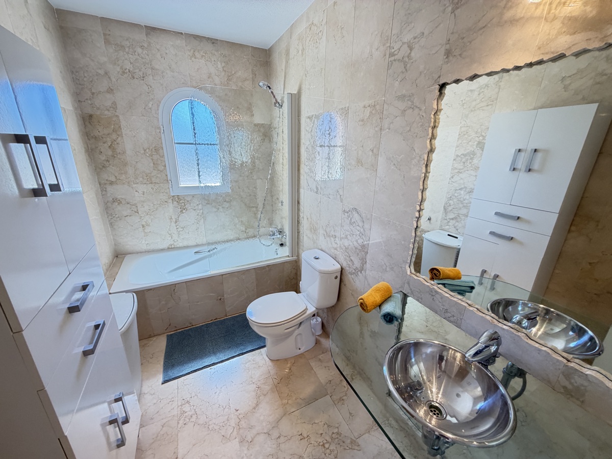 For sale - 2 Bedroom 3 Bathroom Villa in Las Ramblas Golf - Inland  - Alicante