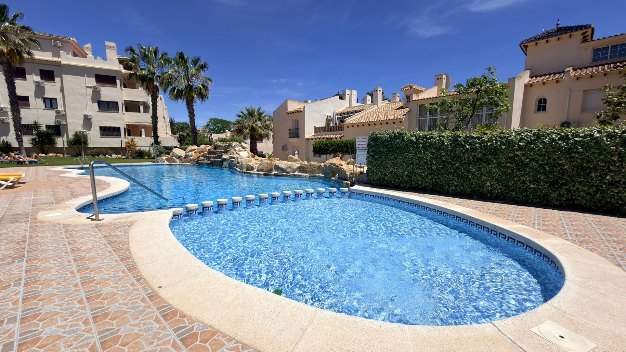 For sale - 2 Bedroom 3 Bathroom Villa in Las Ramblas Golf - Inland  - Alicante