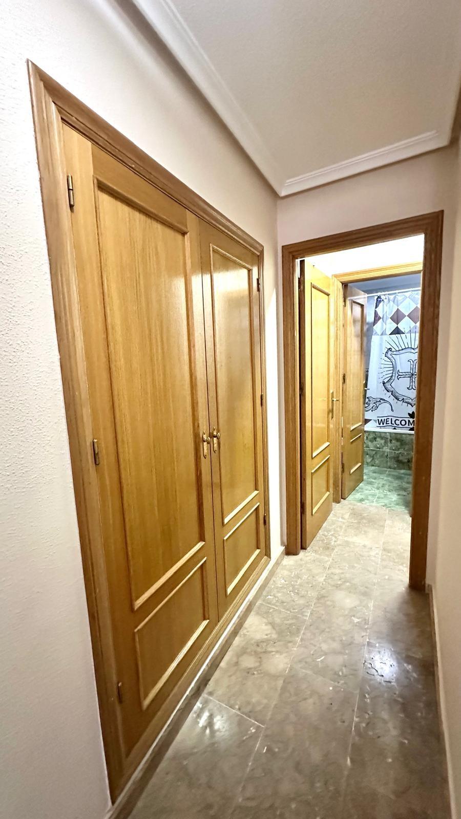 For sale - 3 Bedroom 2 Bathroom Apartment in Torrevieja - Torrevieja  - Alicante
