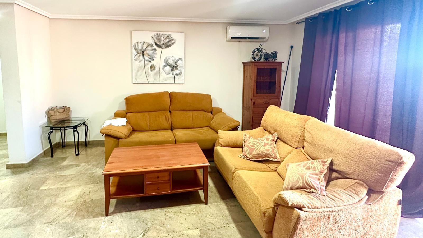 For sale - 3 Bedroom 2 Bathroom Apartment in Torrevieja - Torrevieja  - Alicante