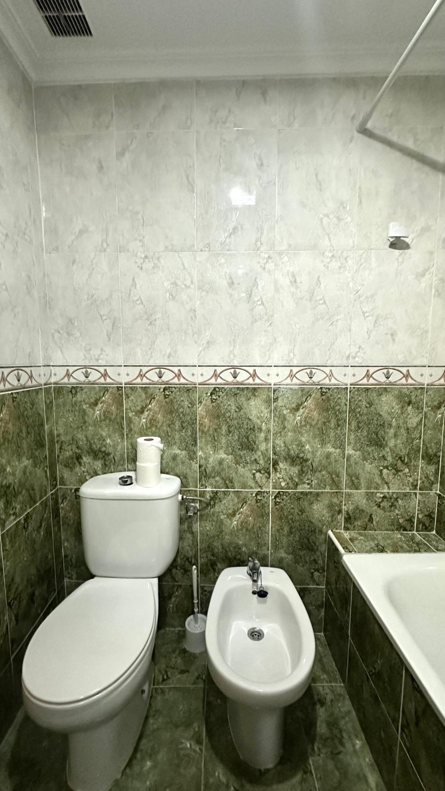 For sale - 3 Bedroom 2 Bathroom Apartment in Torrevieja - Torrevieja  - Alicante