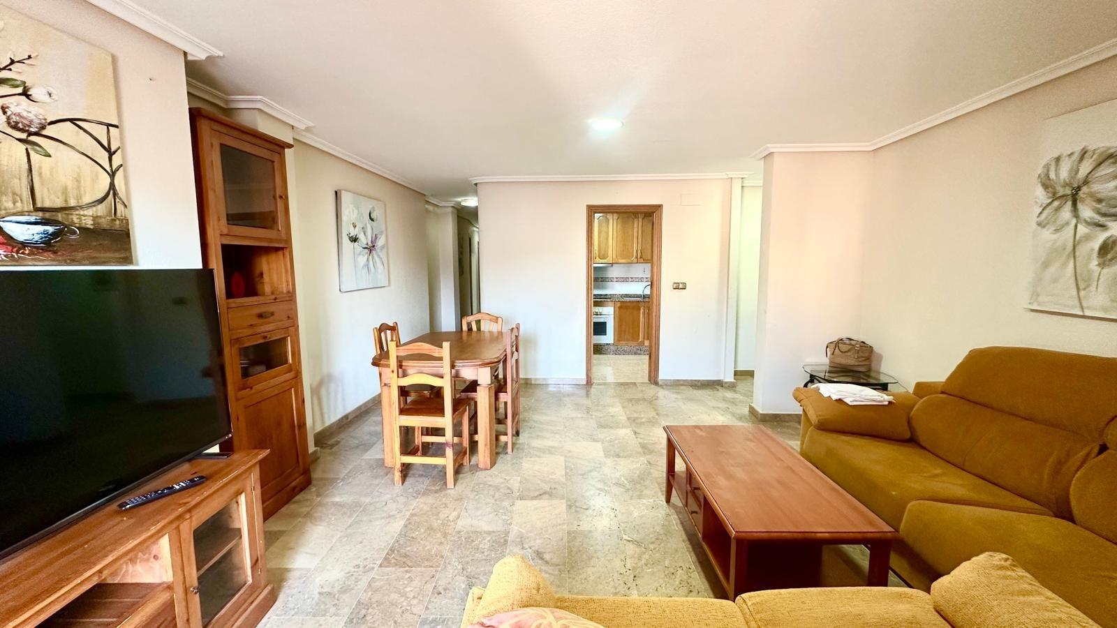 For sale - 3 Bedroom 2 Bathroom Apartment in Torrevieja - Torrevieja  - Alicante
