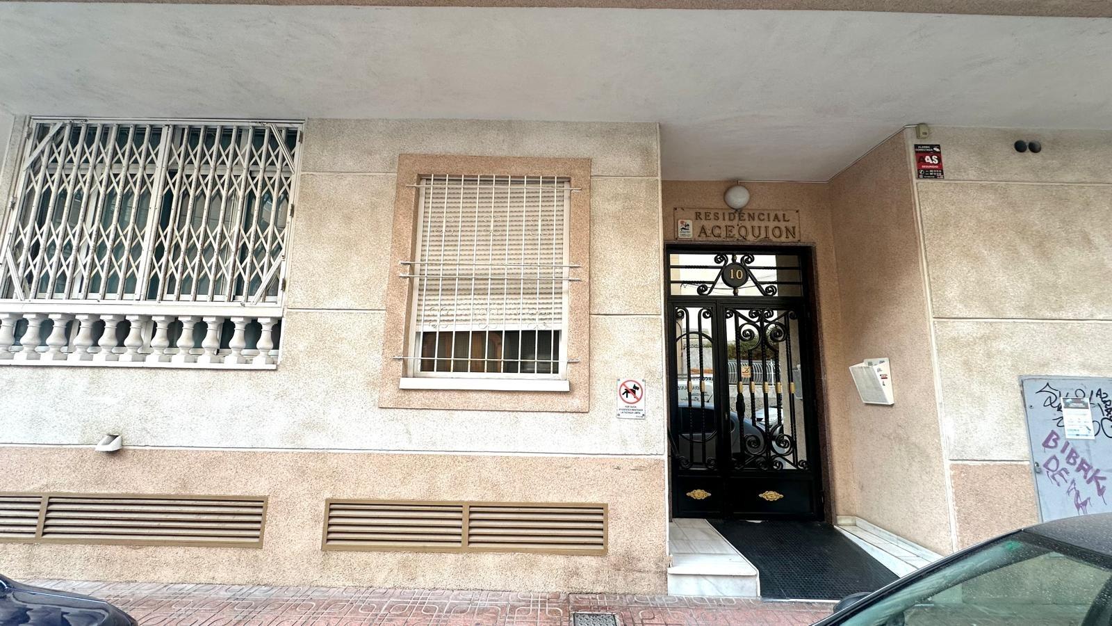 For sale - 2 Bedroom 1 Bathroom Apartment in Torrevieja - Acequion  - Alicante