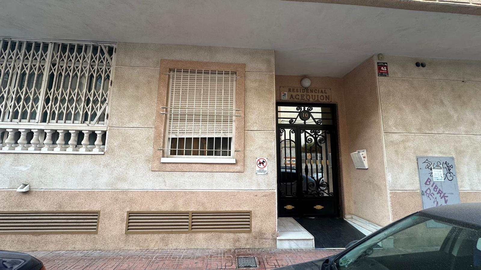 For sale - 2 Bedroom 1 Bathroom Apartment in Torrevieja - Acequion  - Alicante