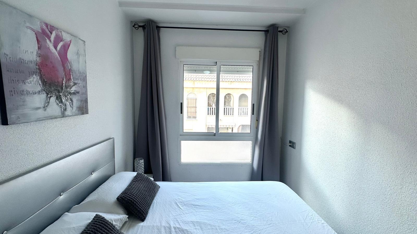 For sale - 2 Bedroom 1 Bathroom Apartment in Torrevieja - Acequion  - Alicante