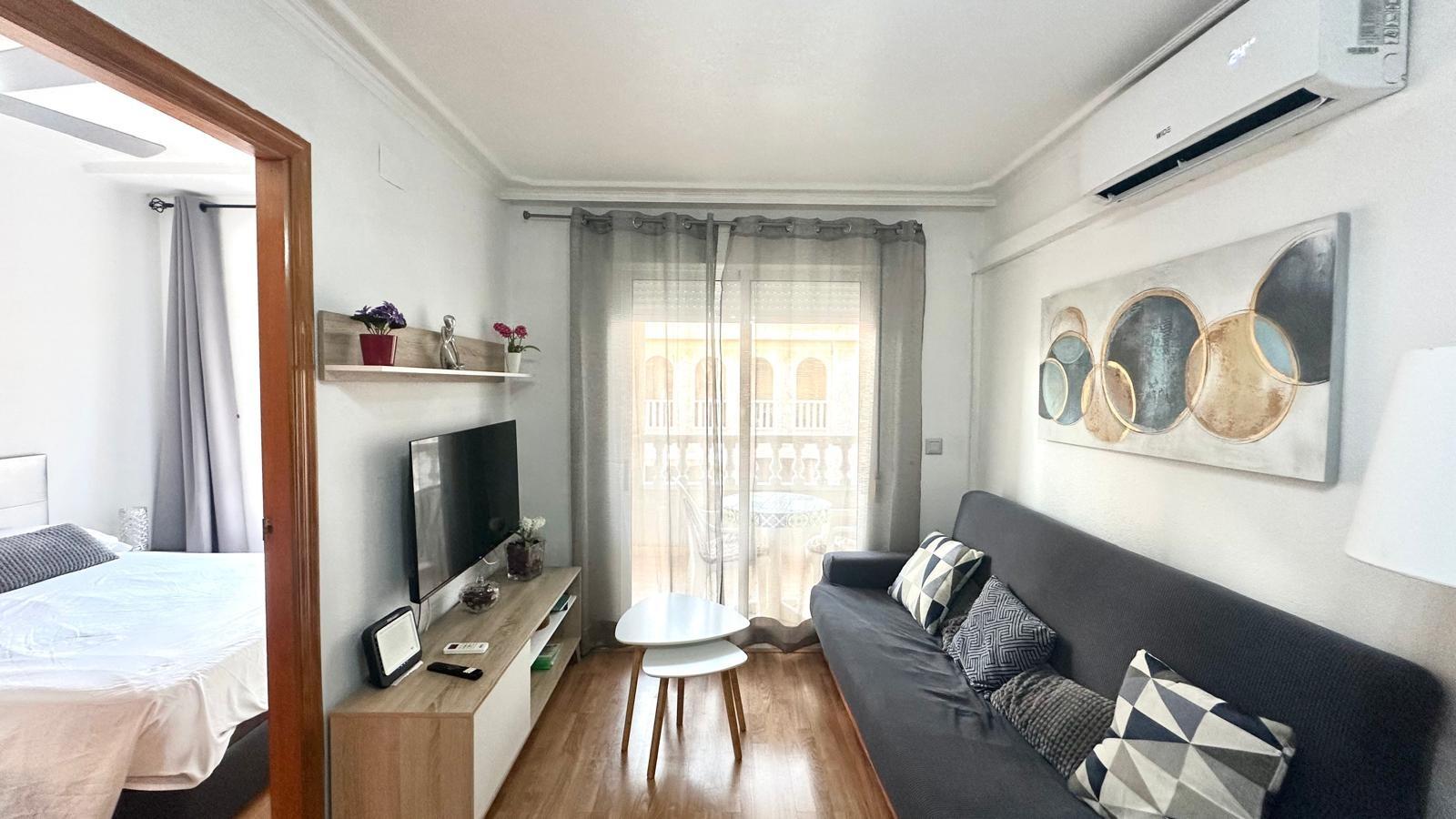 For sale - 2 Bedroom 1 Bathroom Apartment in Torrevieja - Acequion  - Alicante