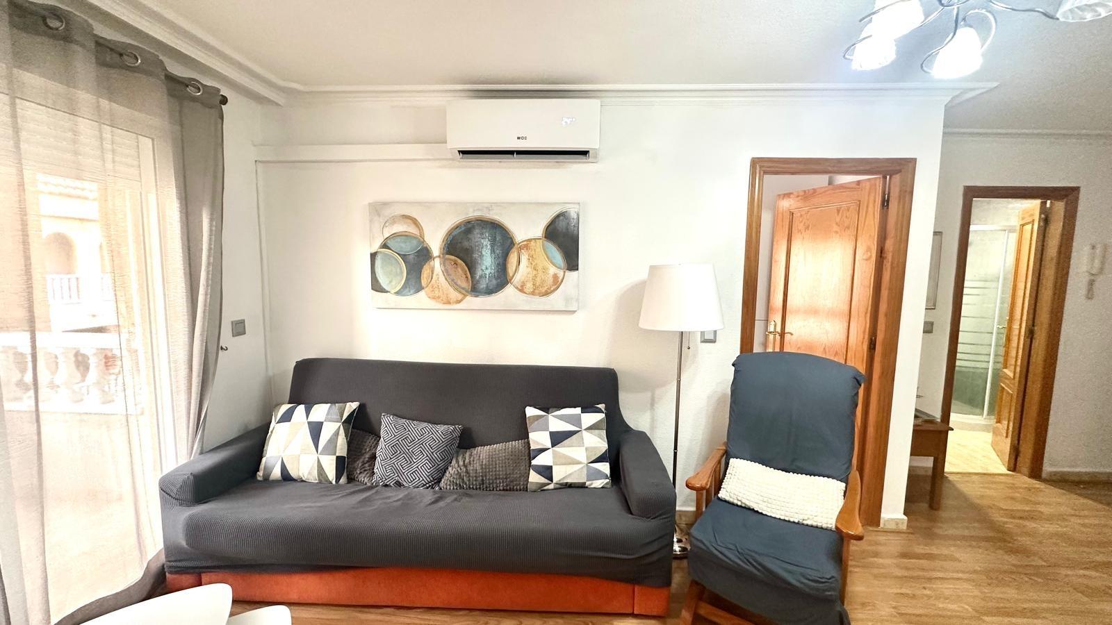 For sale - 2 Bedroom 1 Bathroom Apartment in Torrevieja - Acequion  - Alicante