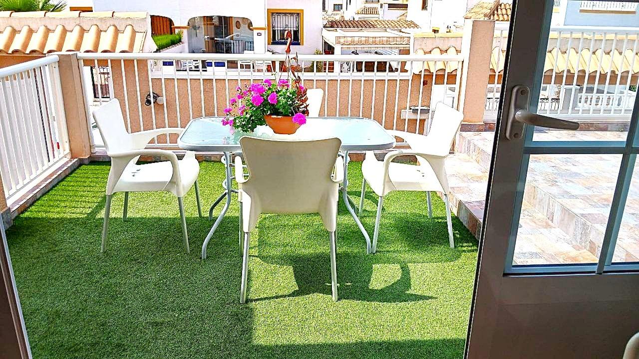 For sale - 6 Bedroom 2 Bathroom Town House in Orihuela Costa - Los Almendros-la Florida  - Alicante