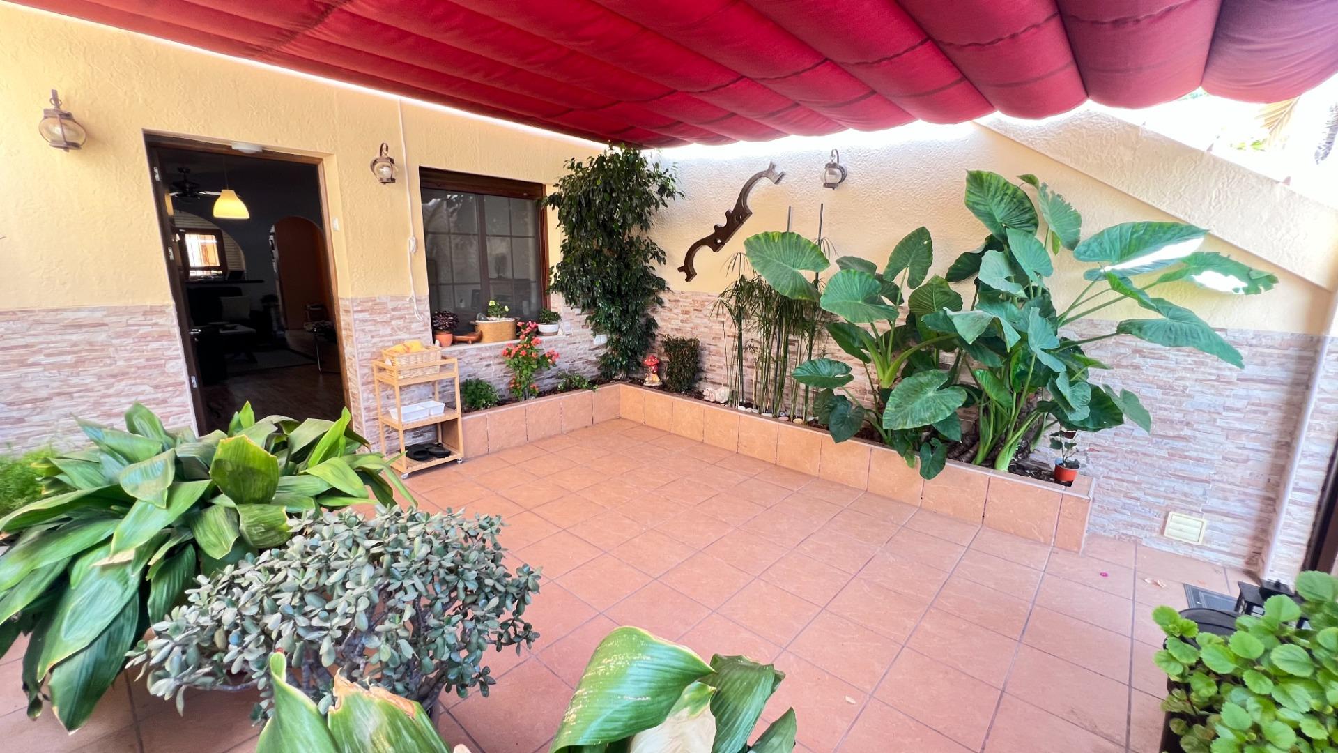 For sale - 3 Bedroom 2 Bathroom Town House in Torrevieja - Los Balcones - Los Altos Del Edén  - Alicante