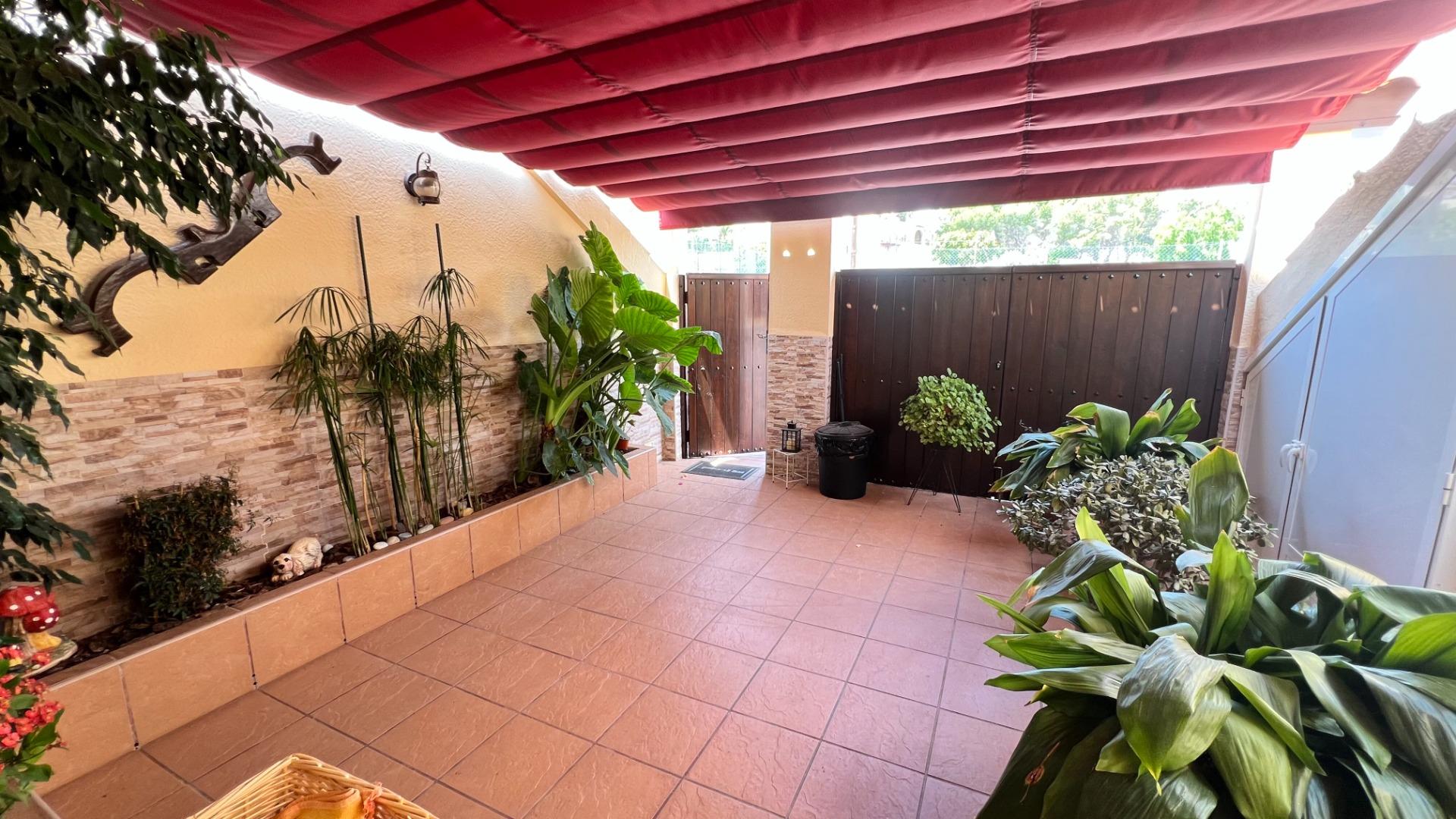 For sale - 3 Bedroom 2 Bathroom Town House in Torrevieja - Los Balcones - Los Altos Del Edén  - Alicante