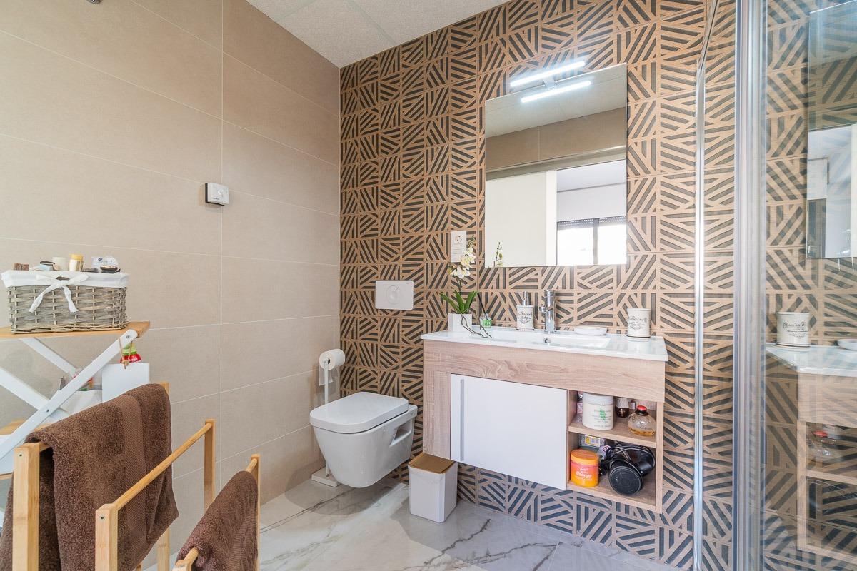 For sale - 2 Bedroom 2 Bathroom Terraced house in Villamartin - Villamartin  - Alicante