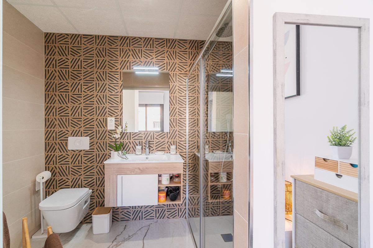 For sale - 2 Bedroom 2 Bathroom Terraced house in Villamartin - Villamartin  - Alicante