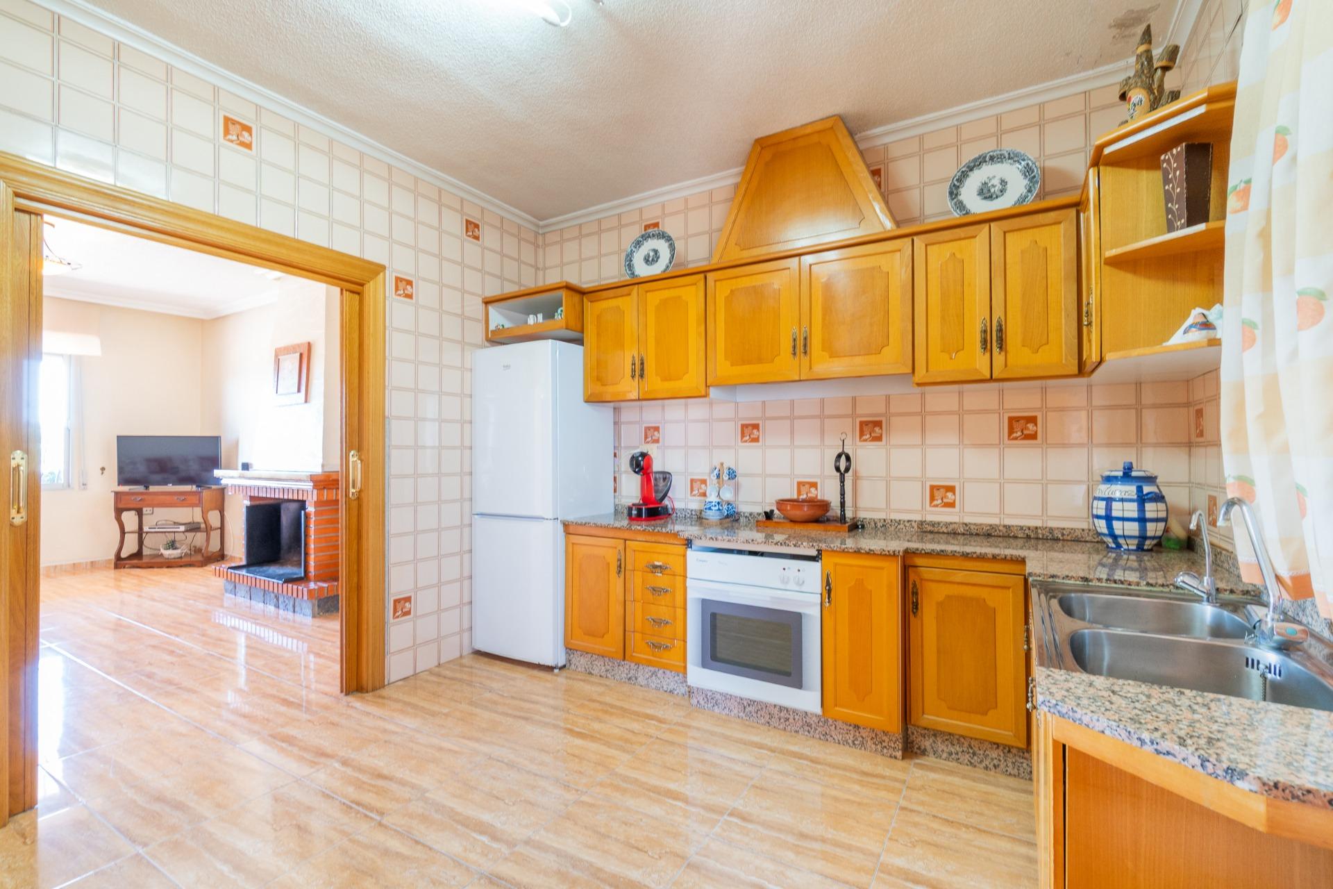 For sale - 3 Bedroom 2 Bathroom house in Torremendo - Torremendo  - Alicante