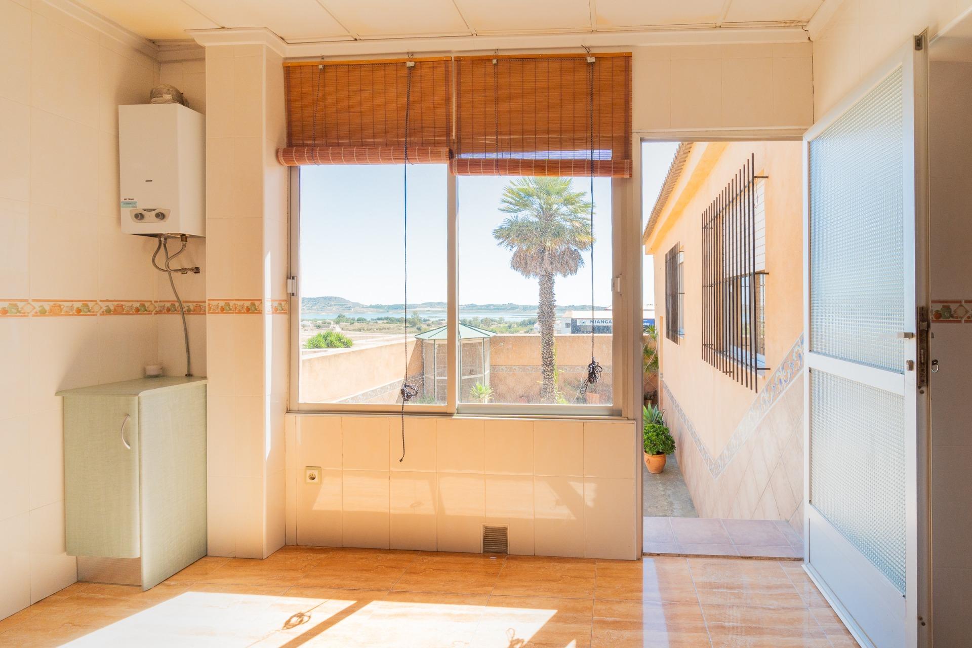 For sale - 3 Bedroom 2 Bathroom house in Torremendo - Torremendo  - Alicante