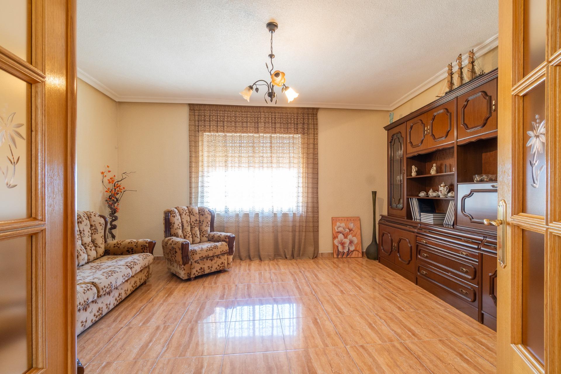 For sale - 3 Bedroom 2 Bathroom Villa in San Miguel de Salinas - Torremendo  - Alicante