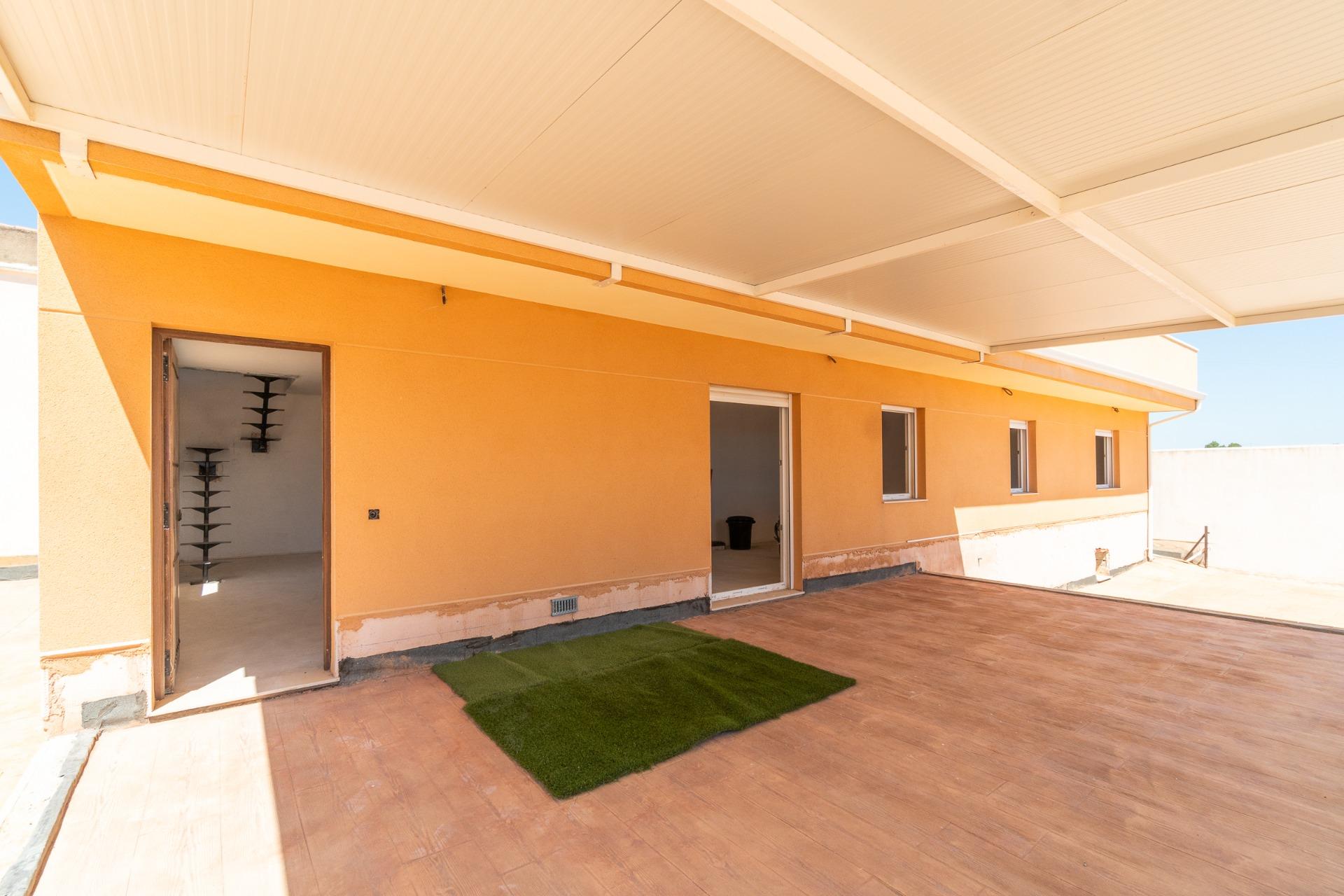 For sale - 3 Bedroom 2 Bathroom Villa in San Miguel de Salinas - Torremendo  - Alicante
