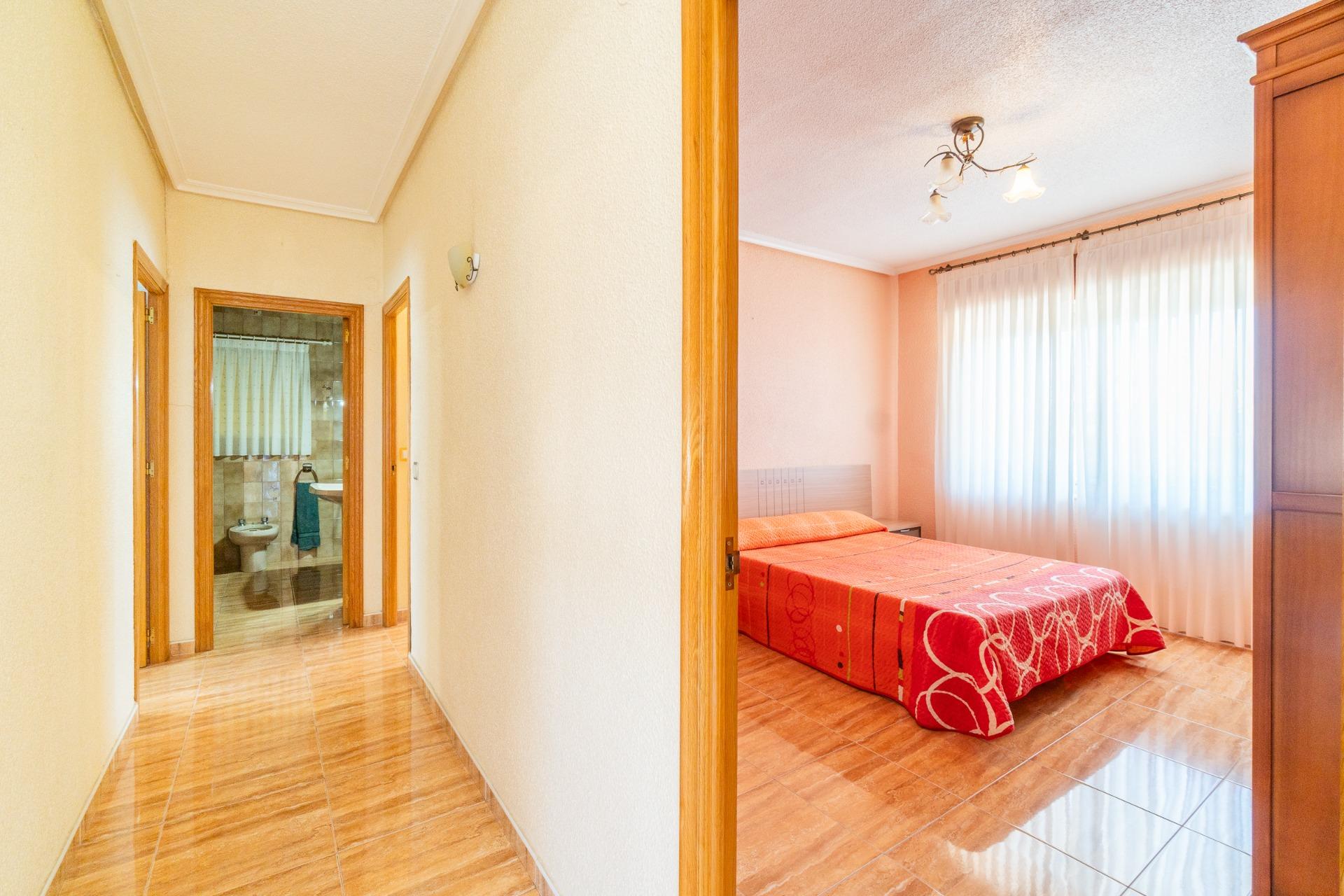 For sale - 3 Bedroom 2 Bathroom Villa in San Miguel de Salinas - Torremendo  - Alicante