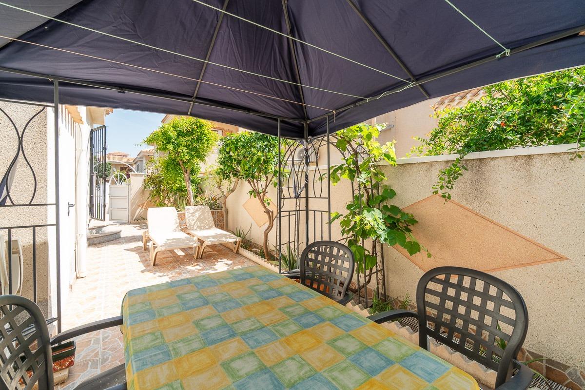 For sale - 2 Bedroom 2 Bathroom Town house in Playa Flamenca  - Playa Flamenca  - Alicante