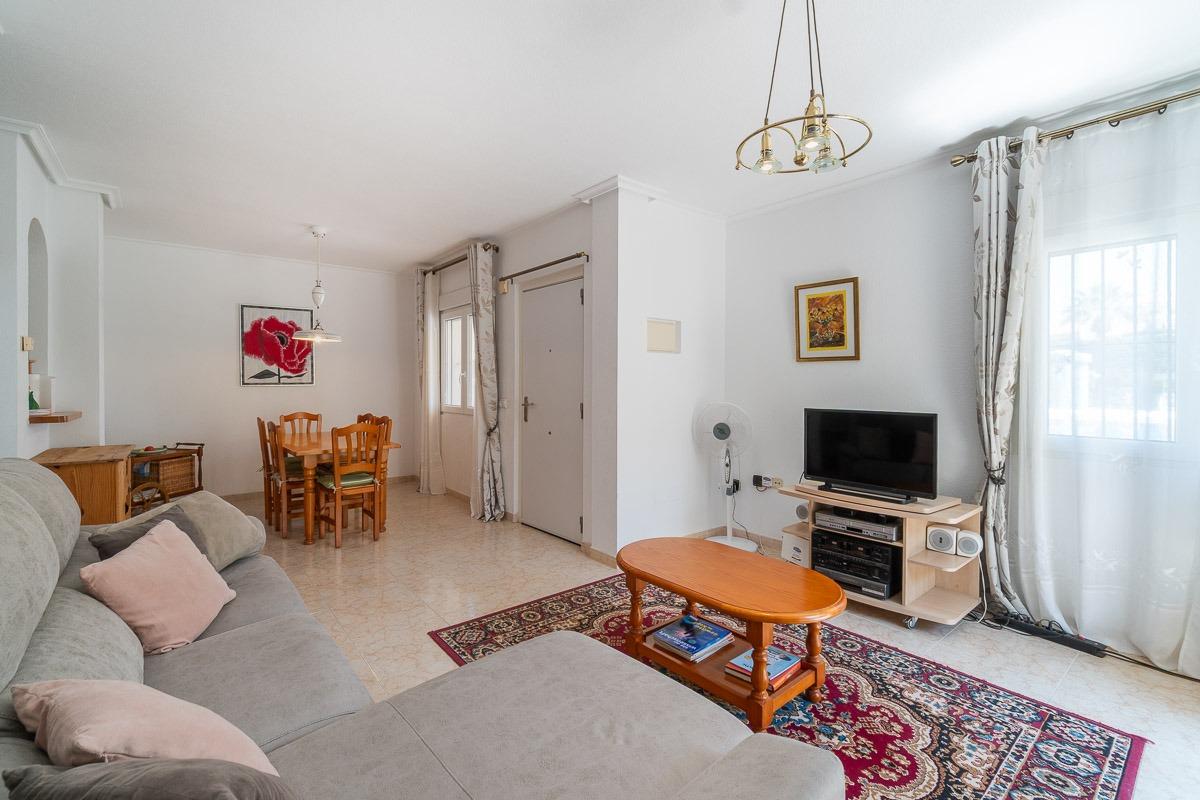 For sale - 2 Bedroom 2 Bathroom Town house in Playa Flamenca  - Playa Flamenca  - Alicante