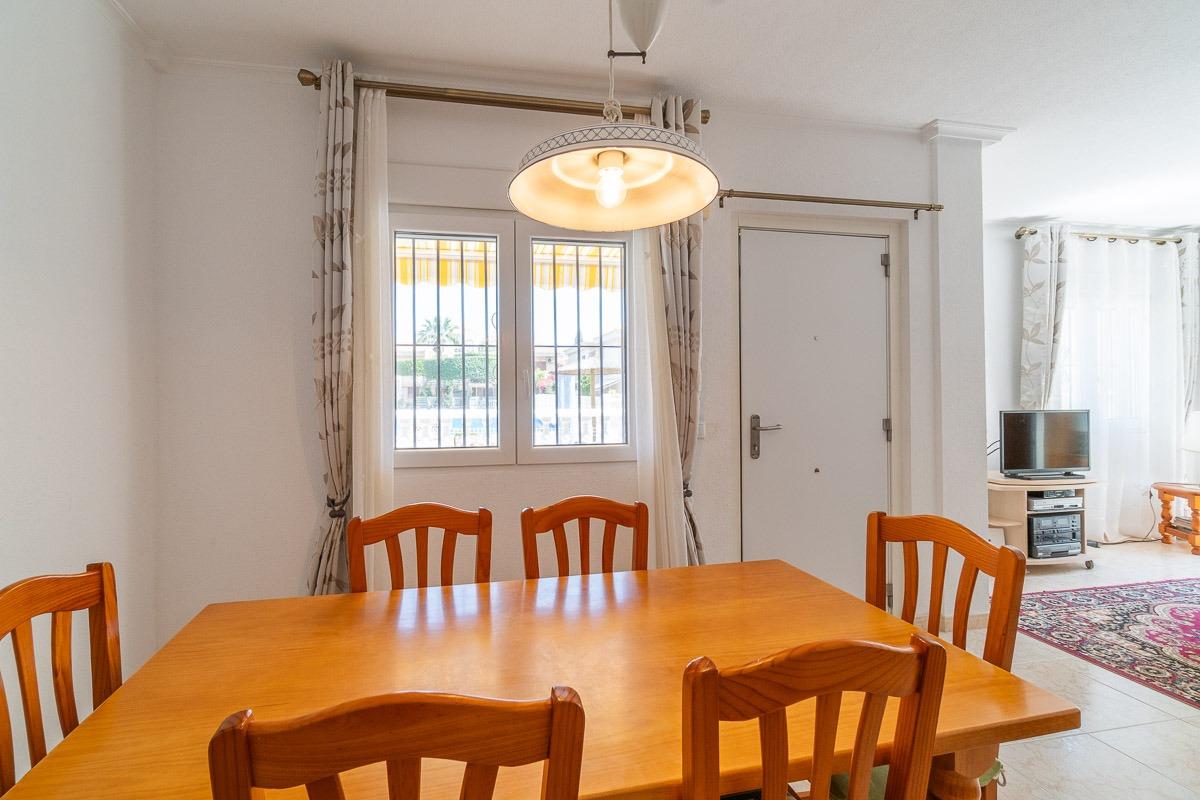 For sale - 2 Bedroom 2 Bathroom Town house in Playa Flamenca  - Playa Flamenca  - Alicante