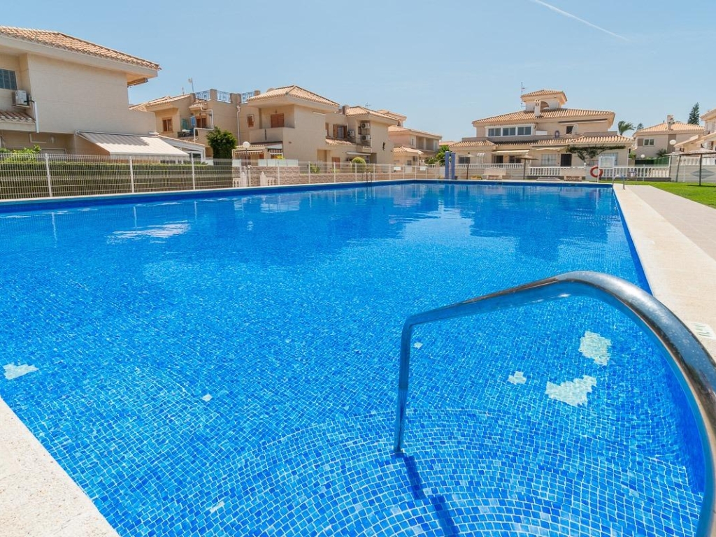 2 Bedroom 2 Bathroom Town house in Playa Flamenca 