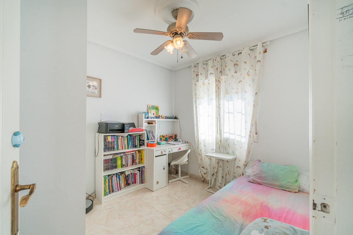 For sale - 3 Bedroom 1 Bathroom Semi in Playa Flamenca - Punta Prima  - Alicante