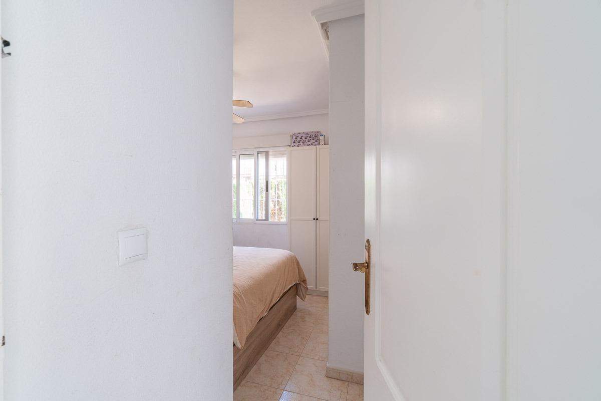 For sale - 3 Bedroom 1 Bathroom Semi in Playa Flamenca - Punta Prima  - Alicante
