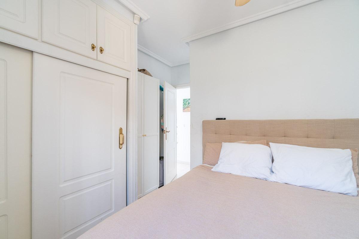 For sale - 3 Bedroom 1 Bathroom Semi in Playa Flamenca - Punta Prima  - Alicante