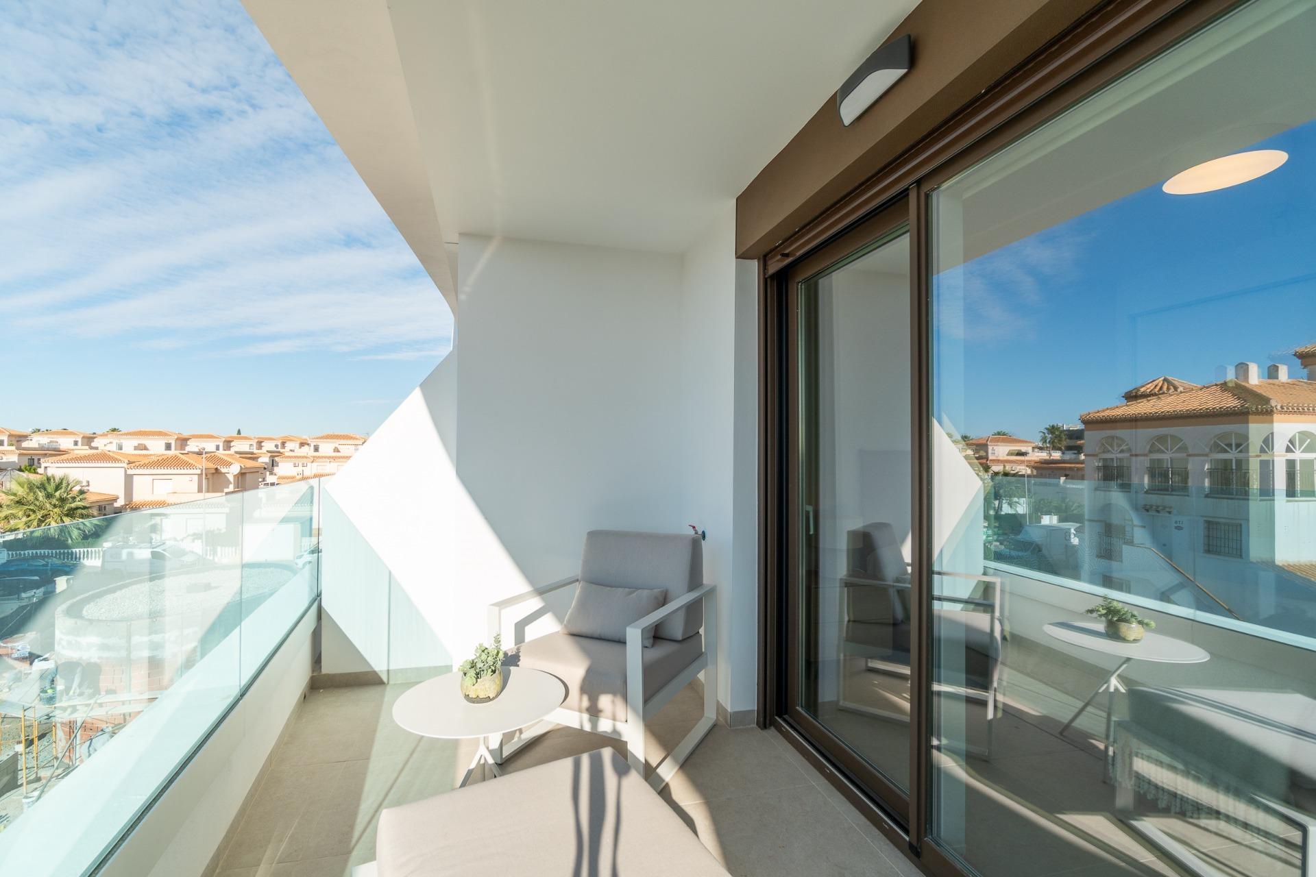 For sale - 2 Bedroom 2 Bathroom Flat in Playa Flamenca - Playa Flamenca  - Alicante