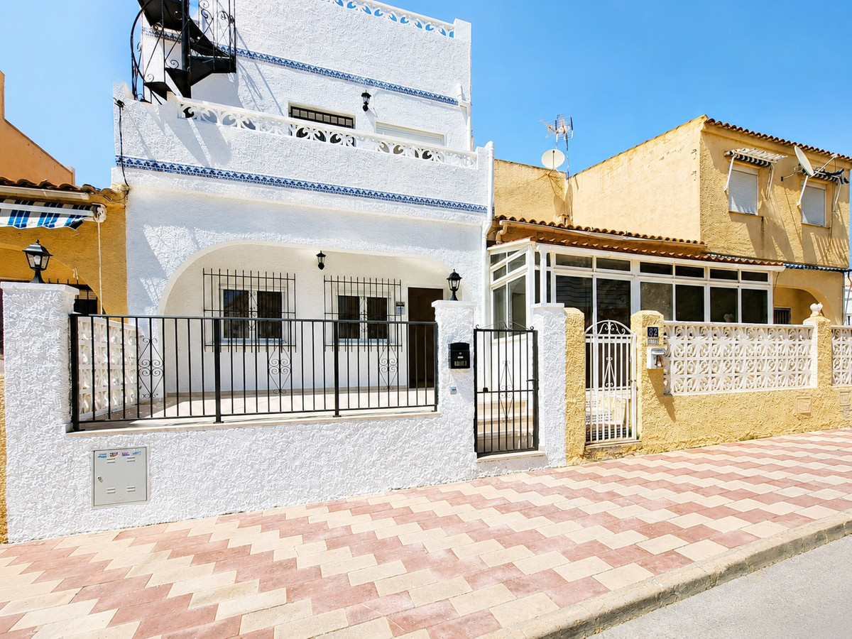 For sale - 1 Bedroom 2 Bathroom House - Townhouse in San Fulgencio - La Marina  - Alicante