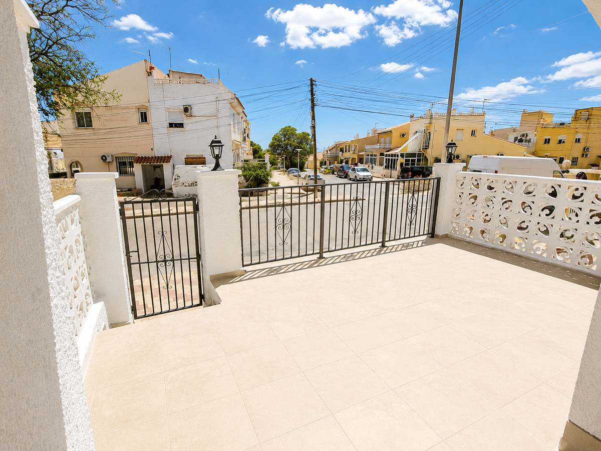 For sale - 1 Bedroom 2 Bathroom House - Townhouse in San Fulgencio - La Marina  - Alicante
