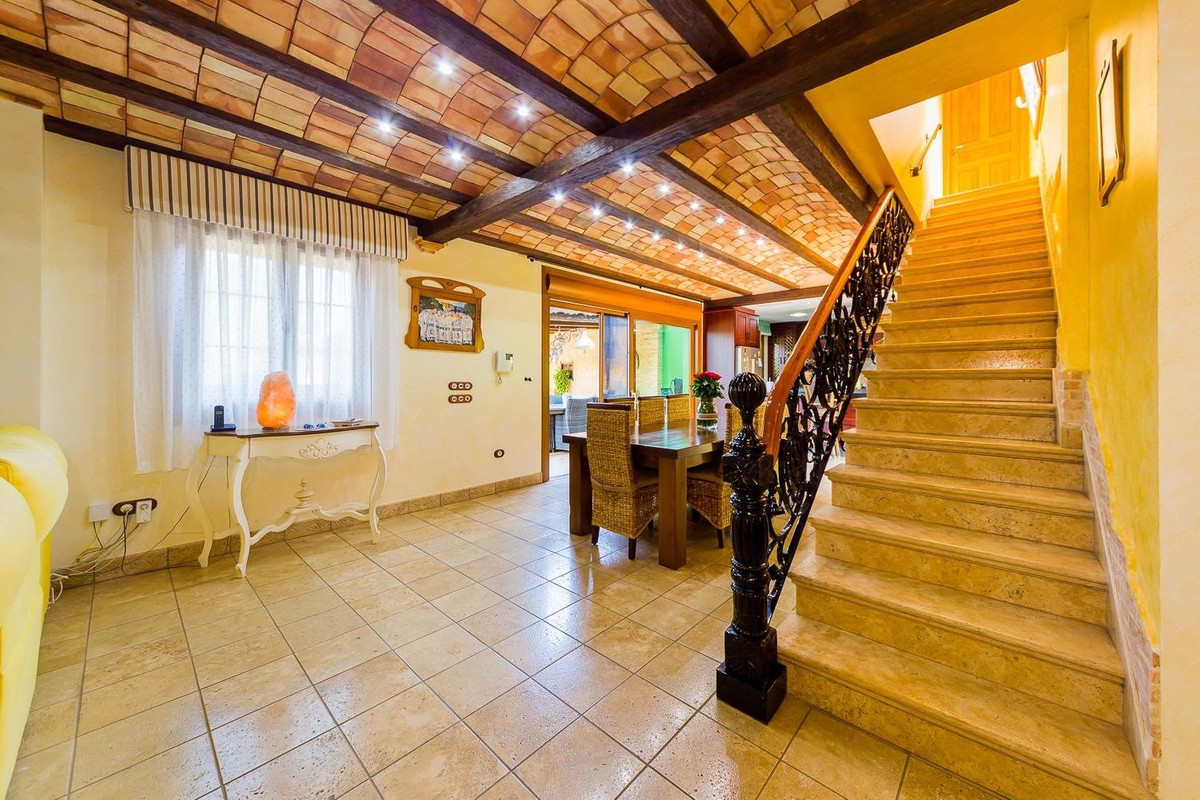 For sale - 5 Bedroom 5 Bathroom House - Finca - Cortijo in Almoradi - Almoradi Centro  - Alicante
