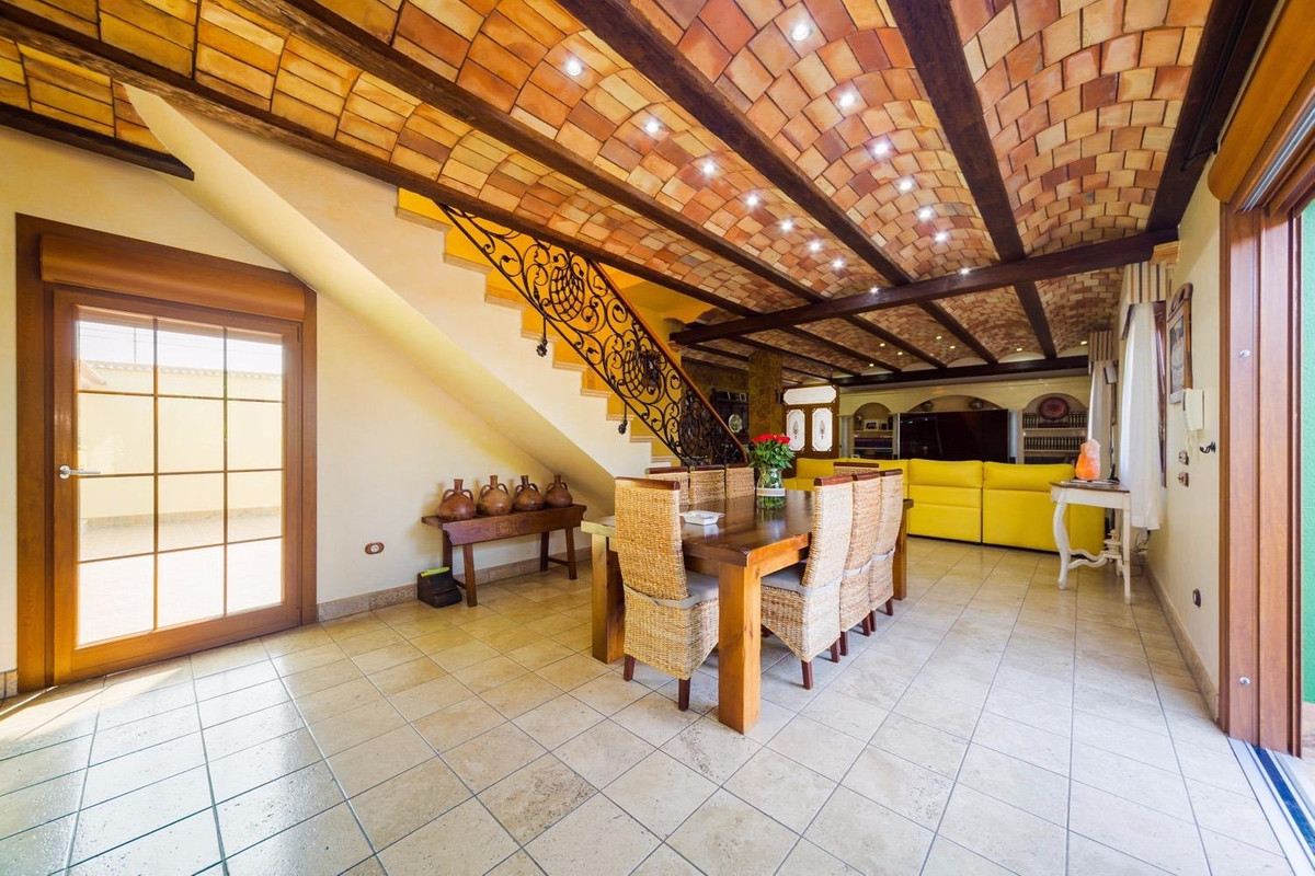 For sale - 5 Bedroom 5 Bathroom House - Finca - Cortijo in Almoradi - Almoradi Centro  - Alicante