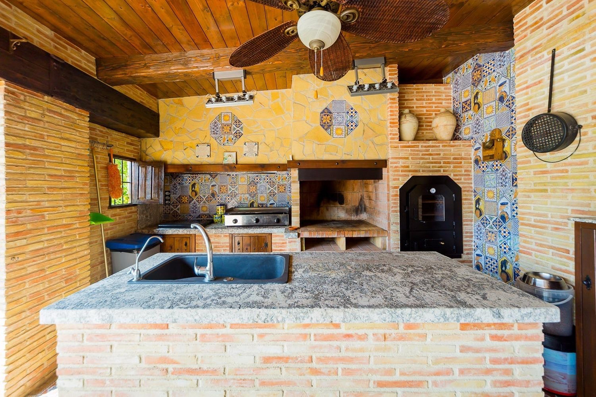For sale - 5 Bedroom 5 Bathroom House - Finca - Cortijo in Almoradi - Almoradi Centro  - Alicante
