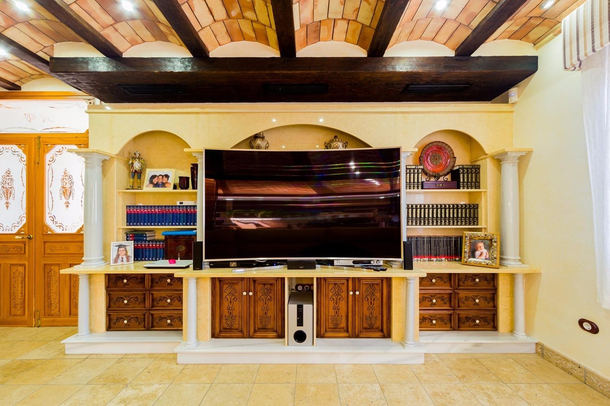 For sale - 5 Bedroom 5 Bathroom House - Finca - Cortijo in Almoradi - Almoradi Centro  - Alicante