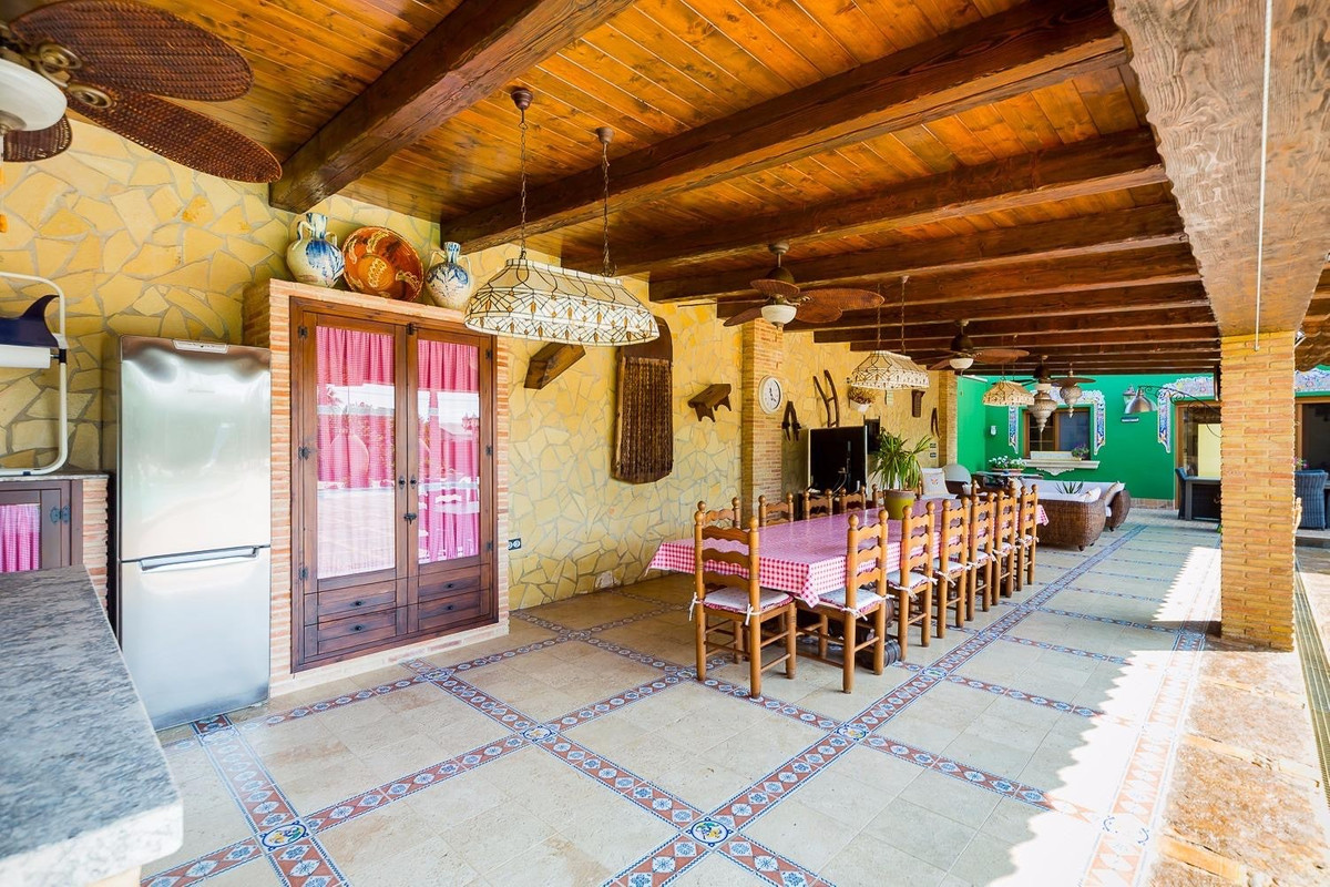 For sale - 5 Bedroom 5 Bathroom House - Finca - Cortijo in Almoradi - Almoradi Centro  - Alicante