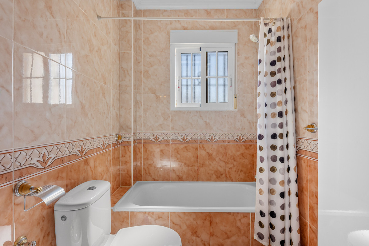 For sale - 2 Bedroom 2 Bathroom House - Quad in Orihuela - Lomas de Cabo Roig  - Alicante