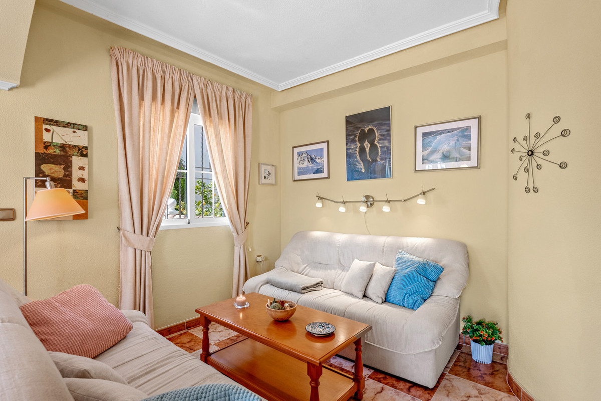 For sale - 2 Bedroom 2 Bathroom House - Quad in Orihuela - Lomas de Cabo Roig  - Alicante