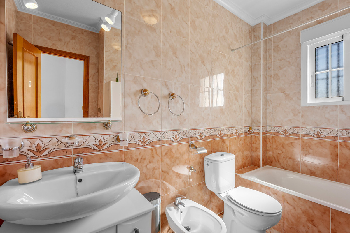For sale - 2 Bedroom 2 Bathroom House - Quad in Orihuela - Lomas de Cabo Roig  - Alicante