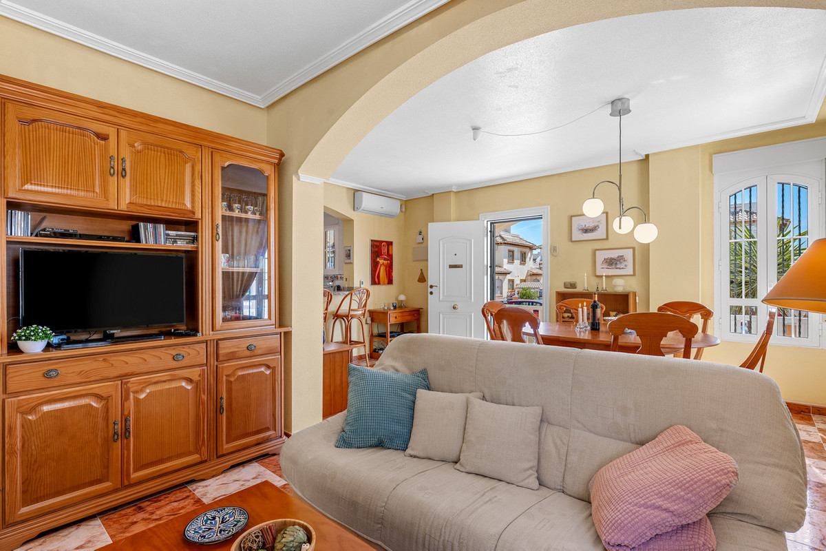 For sale - 2 Bedroom 2 Bathroom House - Quad in Orihuela - Lomas de Cabo Roig  - Alicante