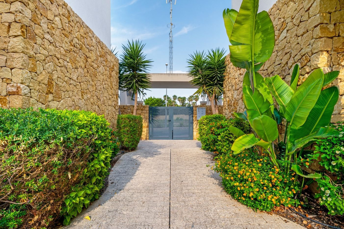For sale - 3 Bedroom 2 Bathroom House - Detached Villa in Rojales - Ciudad Quesada  - Alicante