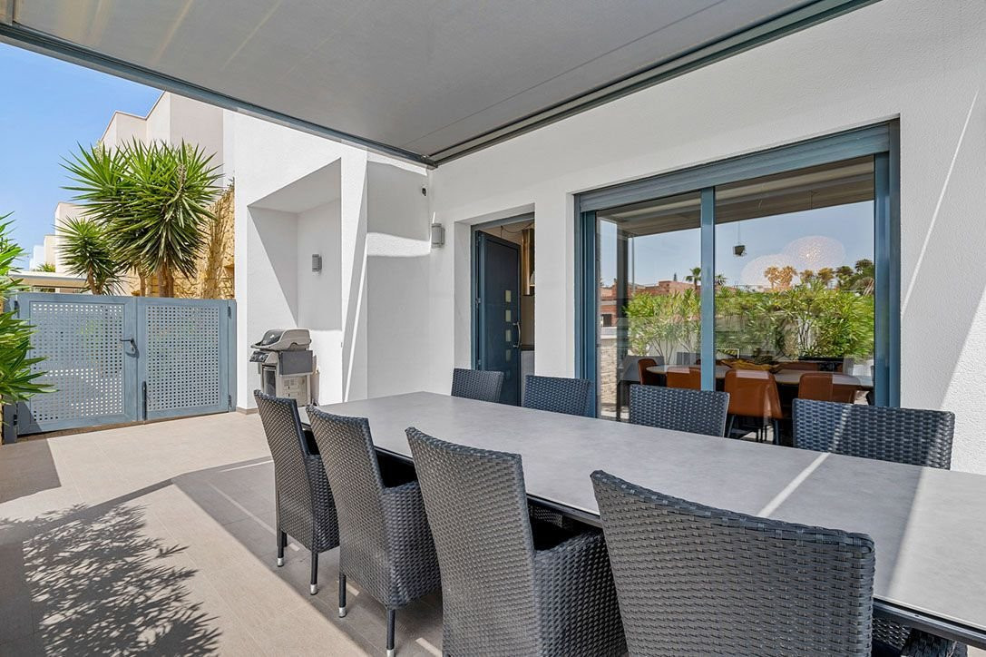 For sale - 3 Bedroom 2 Bathroom House - Detached Villa in Rojales - Ciudad Quesada  - Alicante