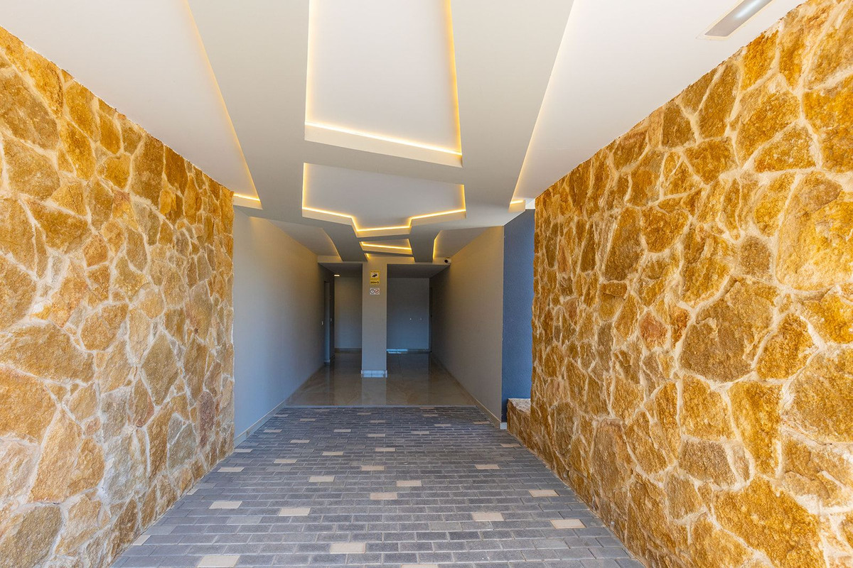 For sale - 2 Bedroom 2 Bathroom Middle Floor Apartment in Los Altos - Orihuela Costa  - Alicante